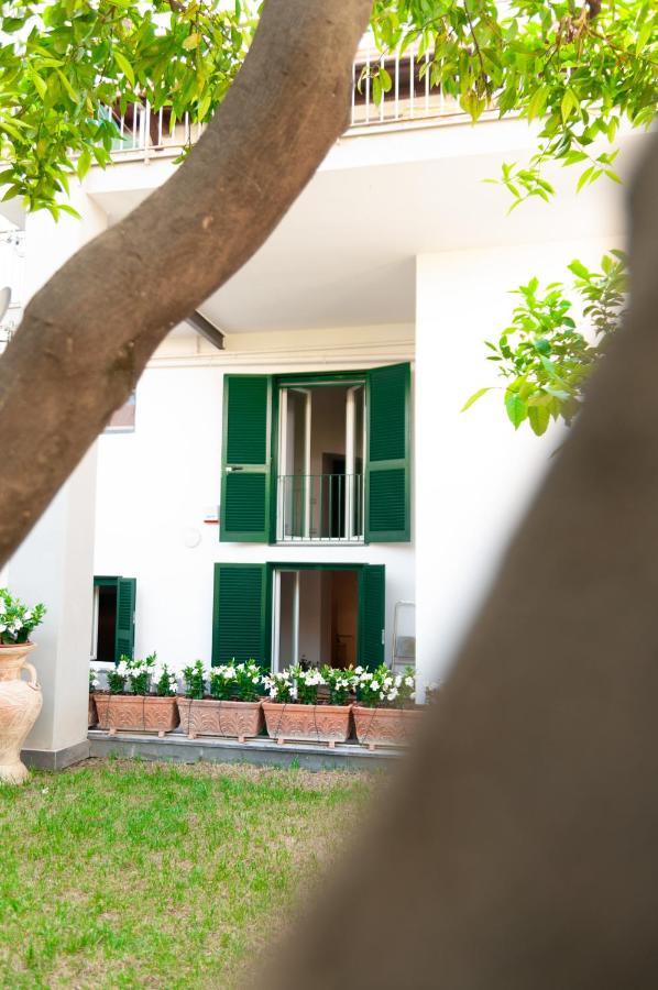 Casa Teresinella Garden Apartment Torre Annunziata Bagian luar foto