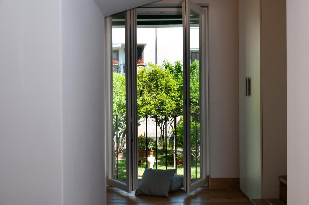 Casa Teresinella Garden Apartment Torre Annunziata Bagian luar foto