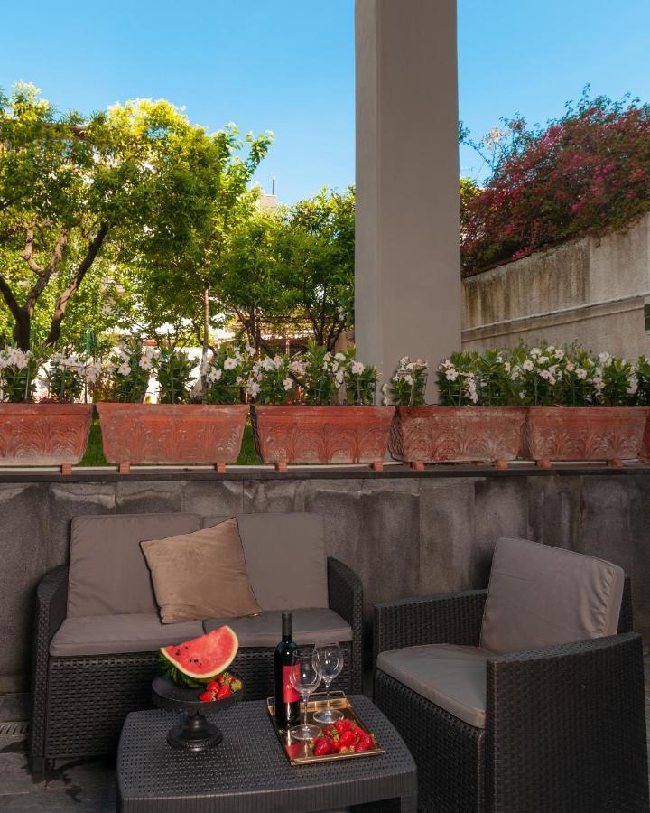 Casa Teresinella Garden Apartment Torre Annunziata Bagian luar foto