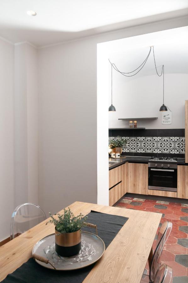 Casa Teresinella Garden Apartment Torre Annunziata Bagian luar foto